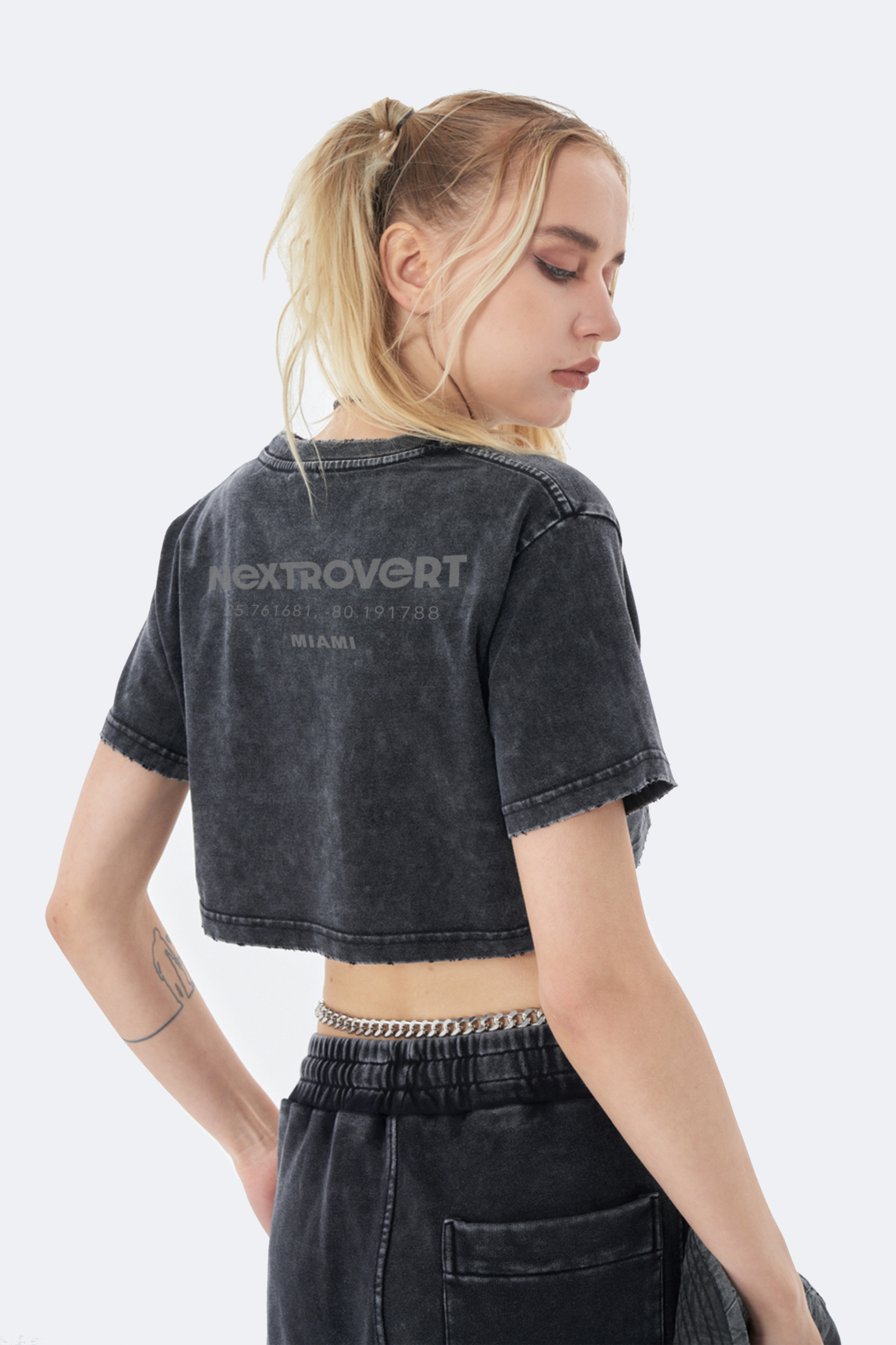 Women's Snow Wash Crop Top T-shirt